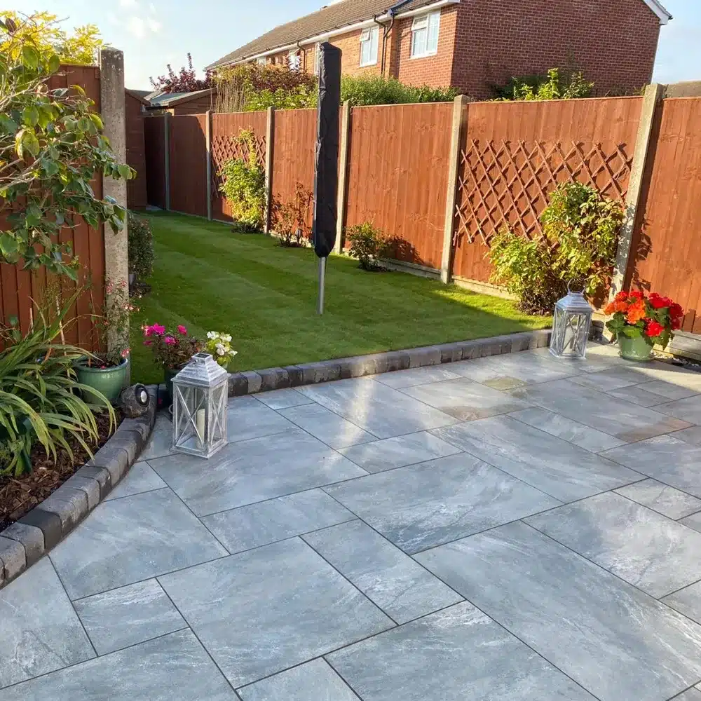 Earthcore Grey Outdoor Porcelain Paving Tiles Mixed Sizes