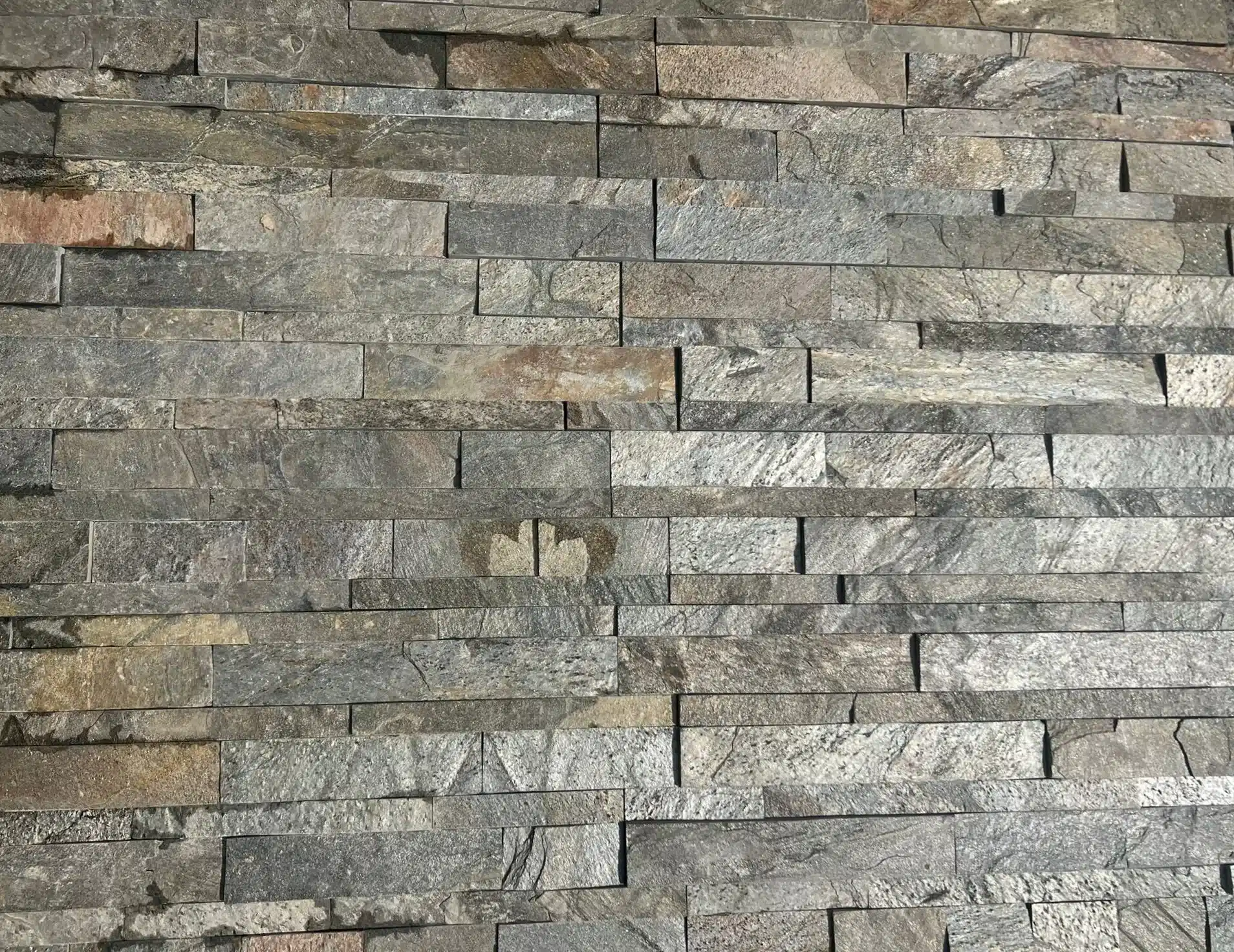 Zeera Green wall cladding 100x100mm sample piece