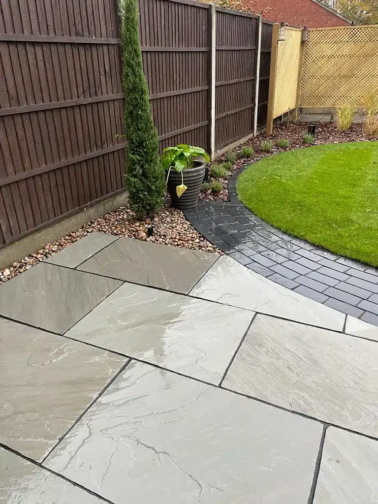 Kandla Grey sandstone paving slabs 100x100mm sample