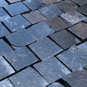 Black limestone cobbles 1a